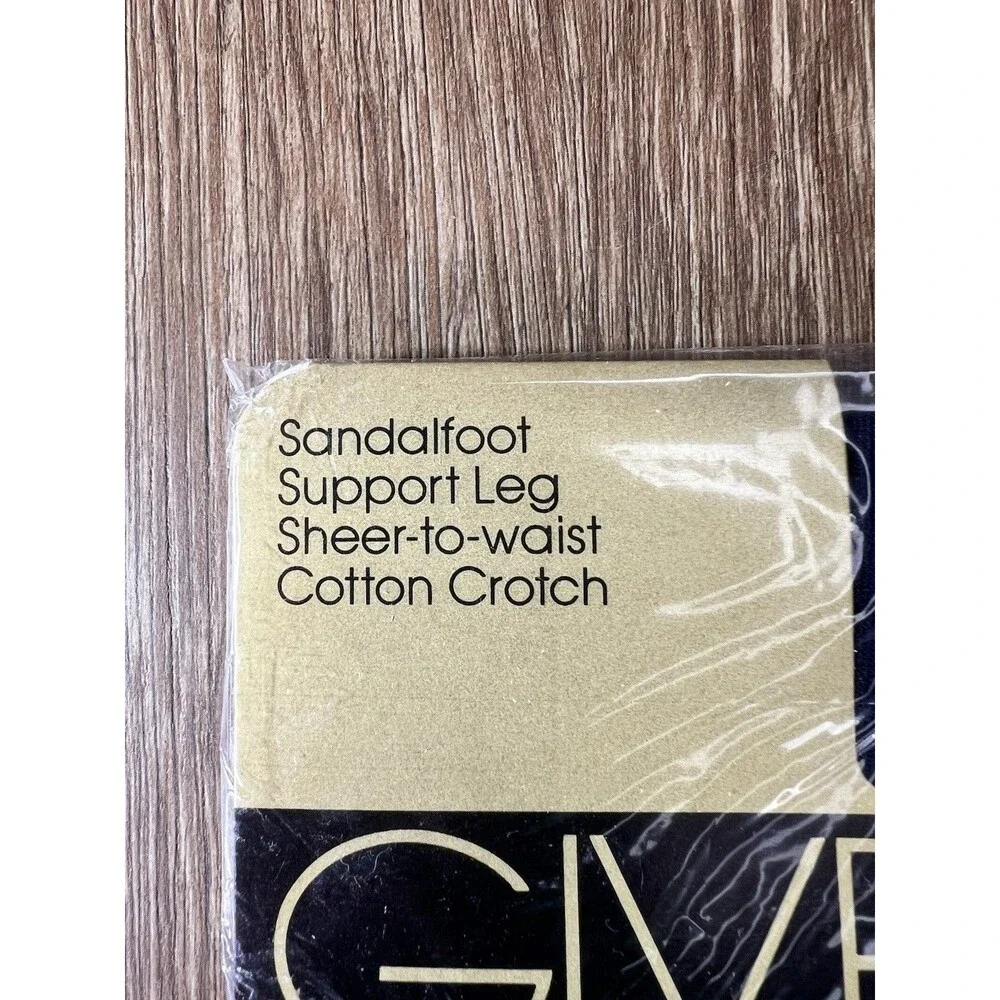 Vintage 80s Givenchy Support Pantyhose Style 555 Amethyst Purple Model New
